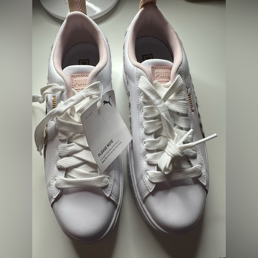 Puma Women's White and Light Pink Sneakers - Picture 10 of 11